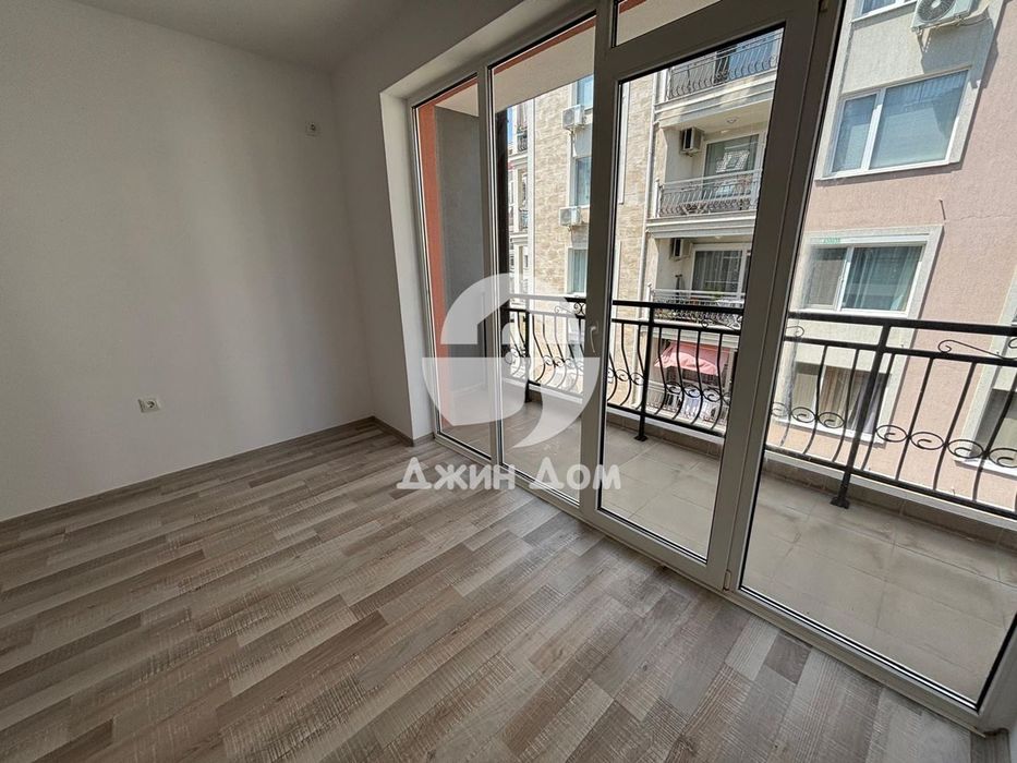 Продава се Двустаен апартамент в Свети Влас - 63 кв.м за 1493 €/кв.м - Снимка #8