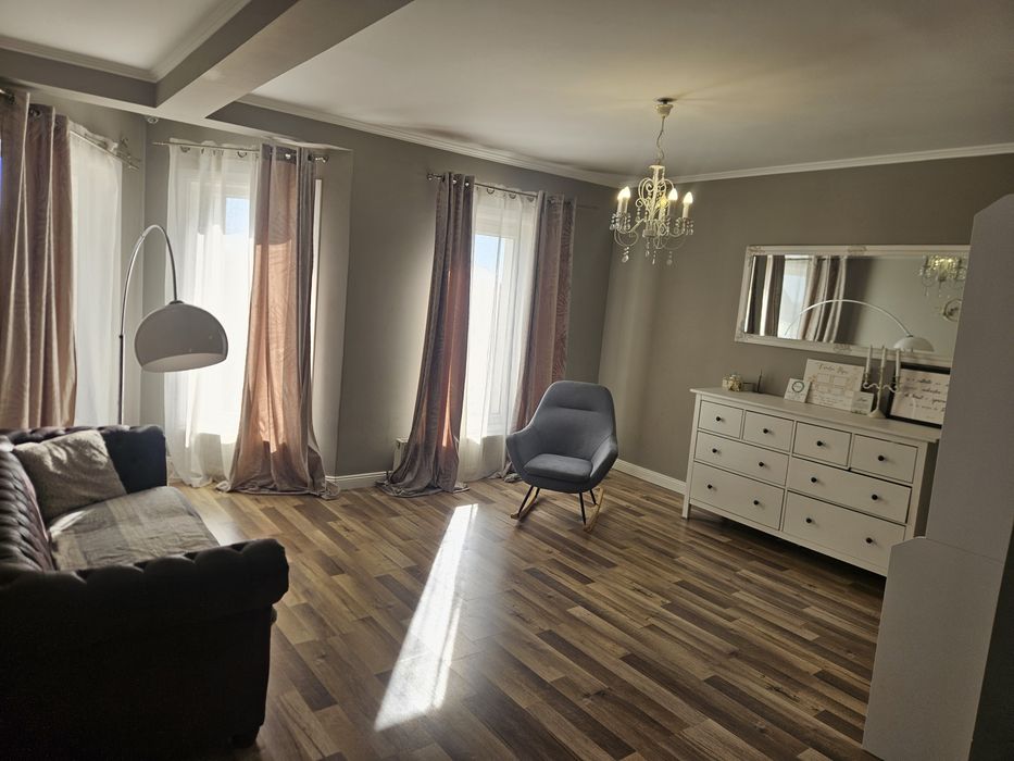 Vând casa Sacalaz