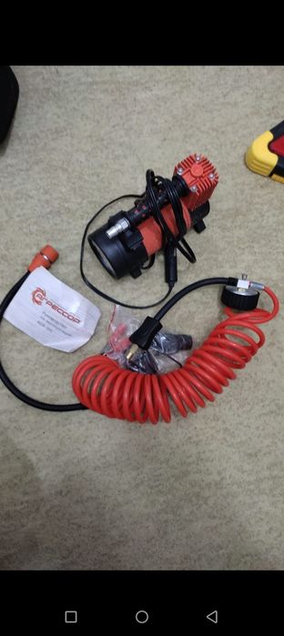 Продам компрессор насос для авто