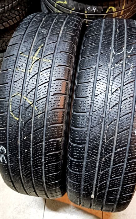 245/65/17 пара шин ,б/у из Германии