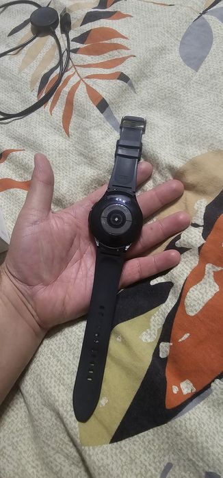 Ceas Smart Samsung Galaxy Watch 4 Classic
42mm
Folosit de cateva o