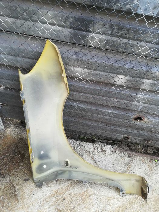 Ляв калник Peugeot 307 Пежо 307 ( калници )