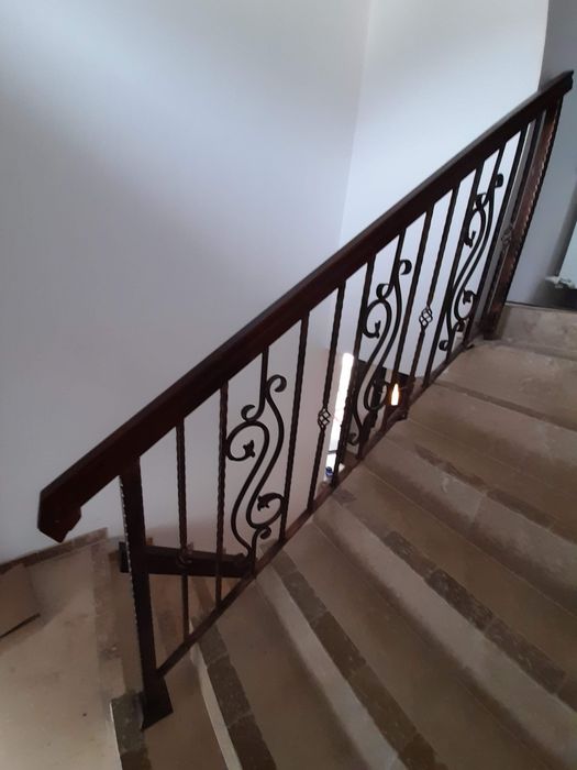 Porți Garduri Balustrazi