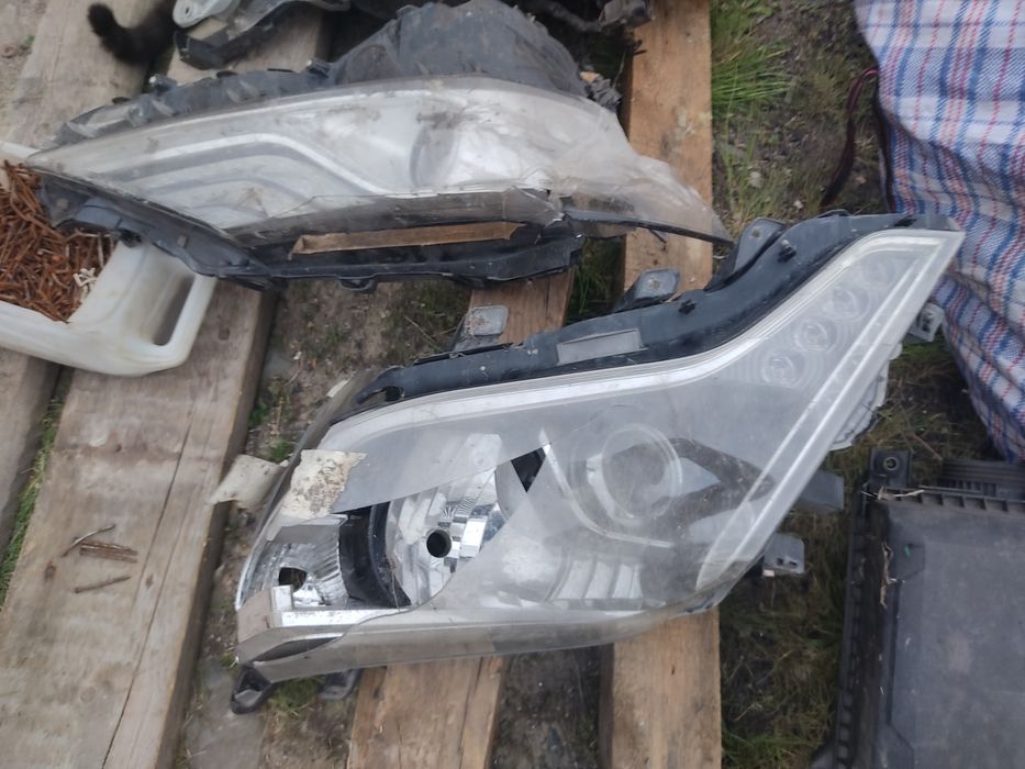 Продам фары с авто