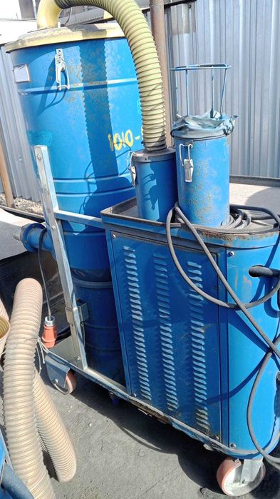 Пылесос DG100ELF