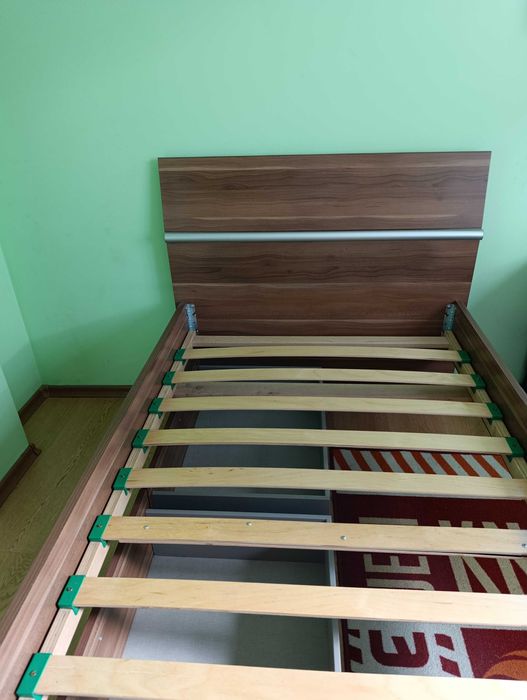 Продавам Легло 90/200