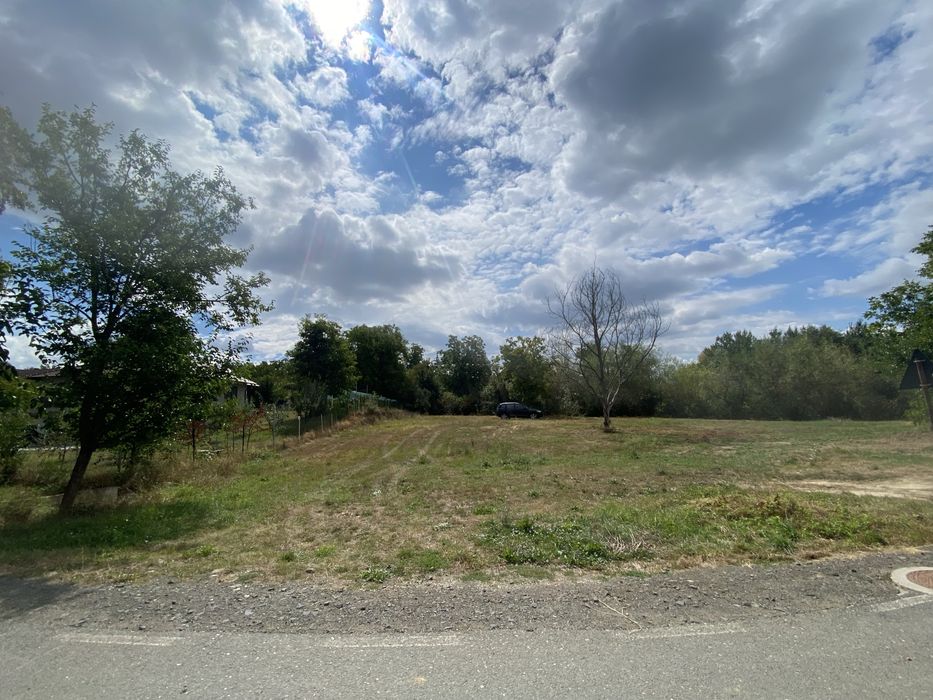 Satu Nou de Jos 14,5 ari intravilan