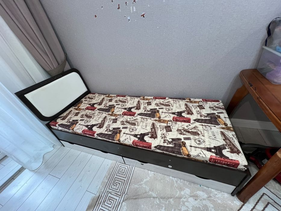 Кровать раскладушки
