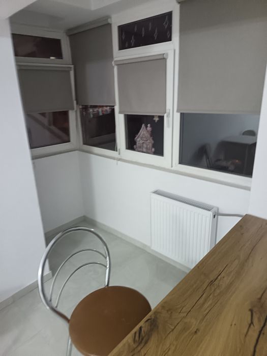 Închiriez garsoniera