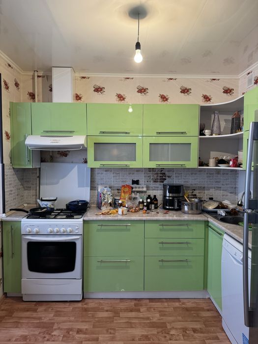 Кухонный мебель,качества супер