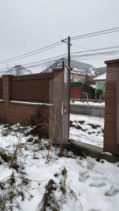 Teren de vanzare  zona Plopi