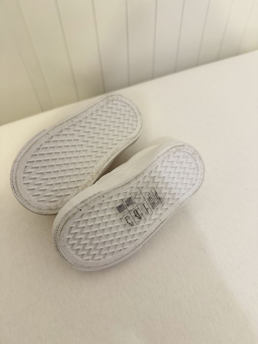 H&M incaltaminte bebelus Fete Pantofi