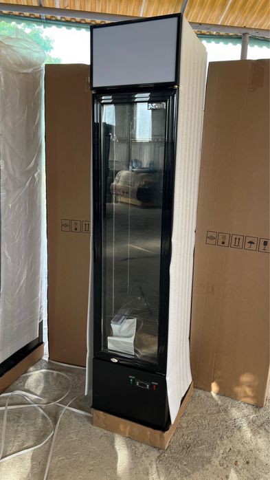 Vitrina frigorifica slim exterior negru