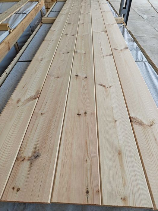 Ламперия - скандинавска 14 см от червен бор