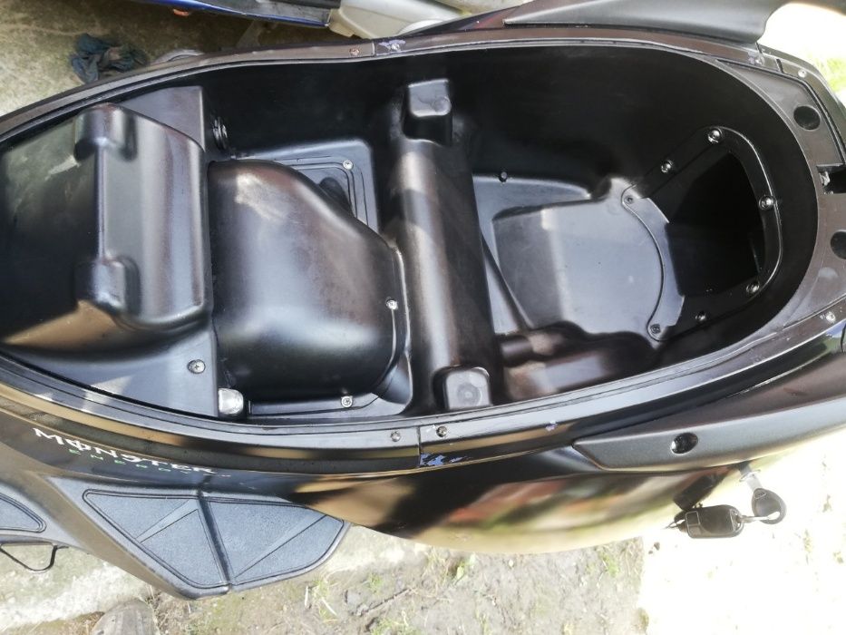 Мотоциклет, Скутер Априлиа Атлантик 125/200/250/500Aprilia Atlant