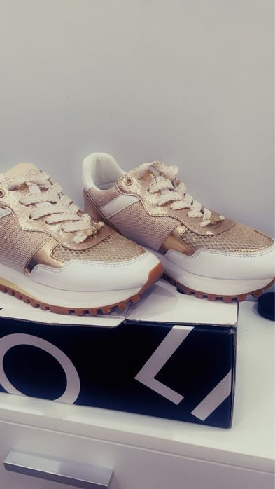 Liu Jo бижута- сандали и обувки