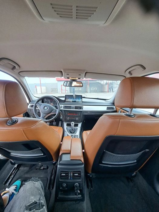 BMW Seria 3 2009 — imagine 3