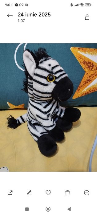 Plusuri noi diferite .