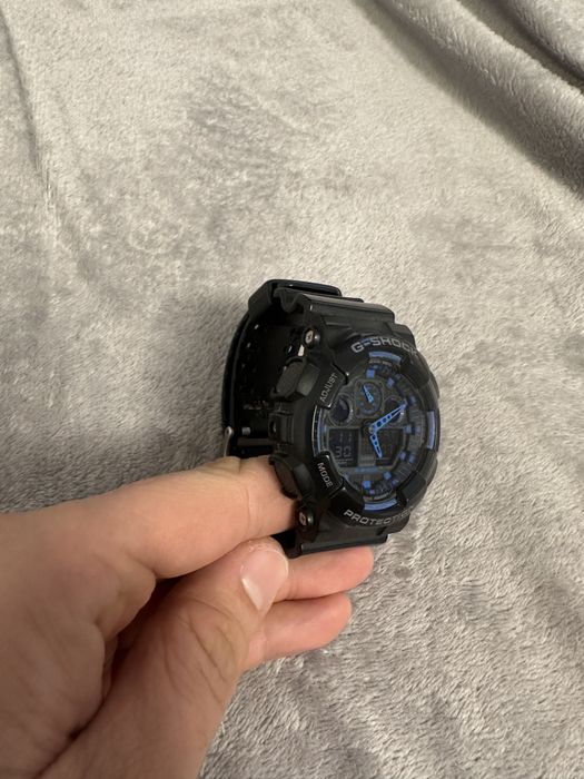 Часовник Casio G-shock