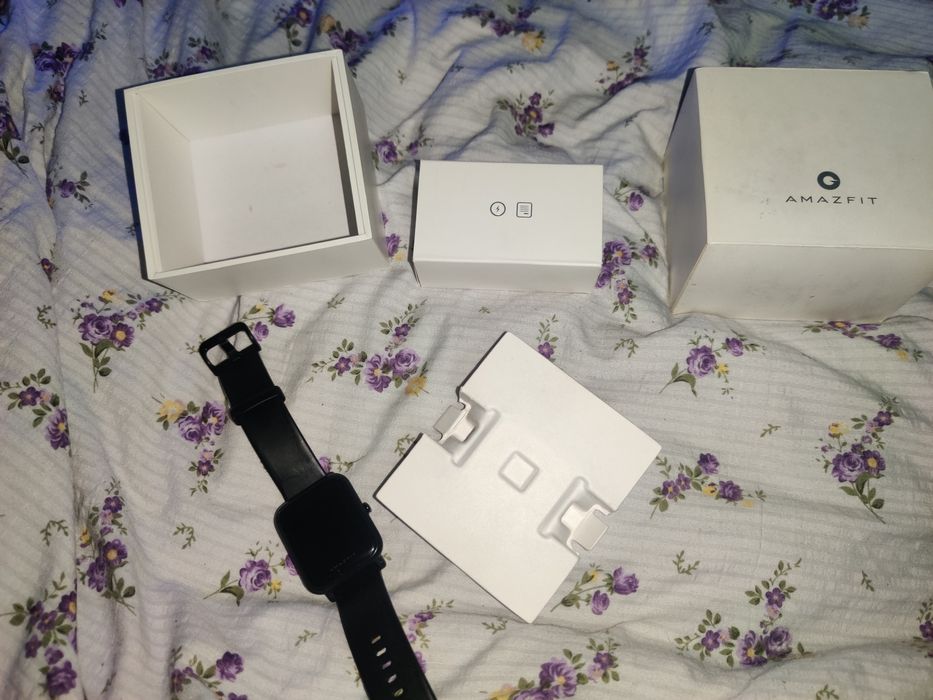 Смарт часы Amazfit BIP watch