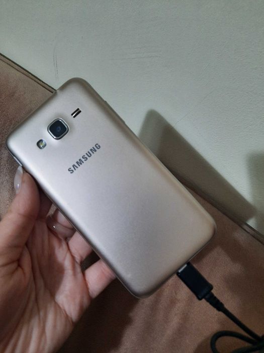 Samsung Galaxy J3 2016