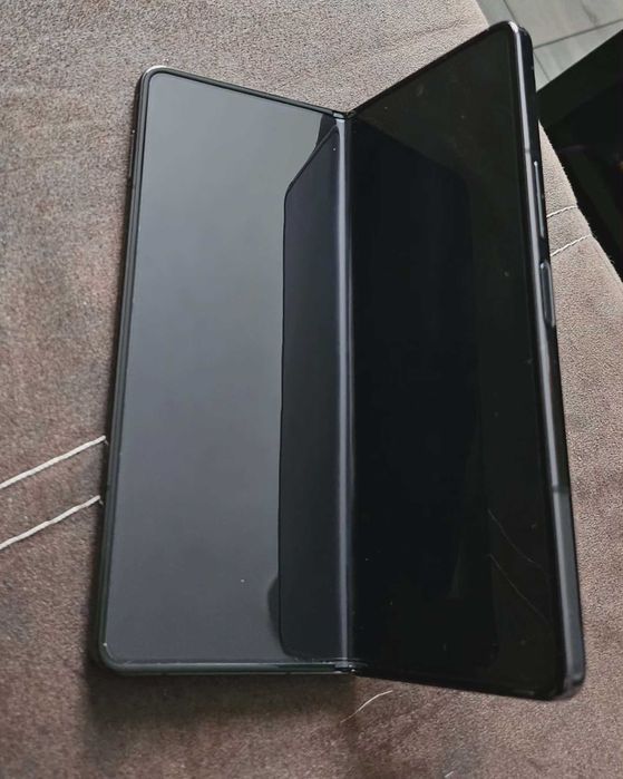 Samsung Galaxy Z Fold 5 5G – 512GB / 12GB RAM – Blek