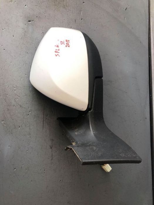 oglinda stanga 5 pini suzuki  splash