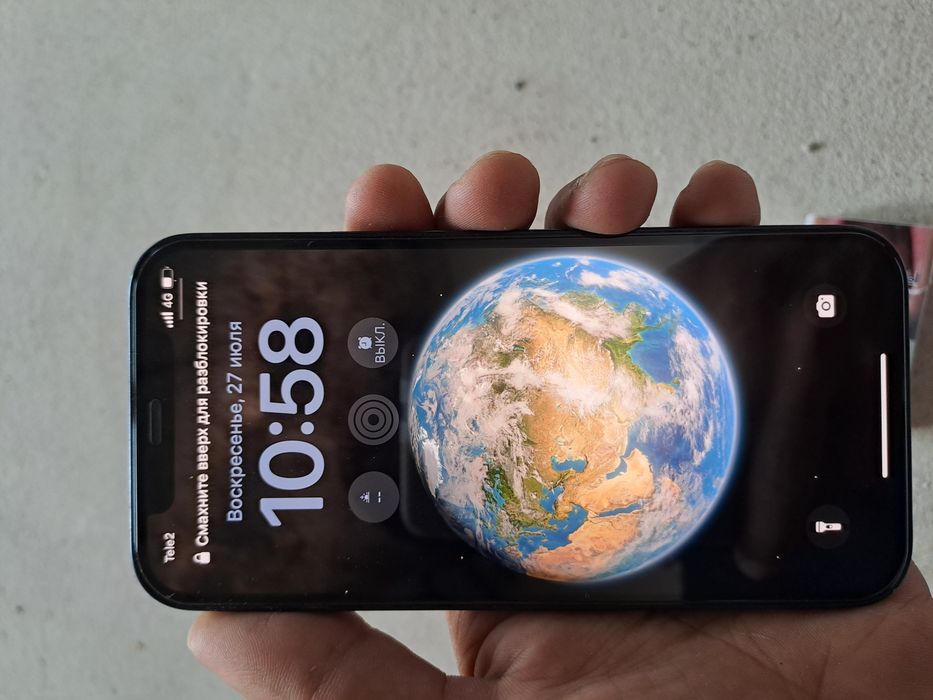 Айфон 12 сатылады