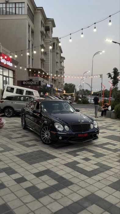 Mercedes Benz W211 5L AT