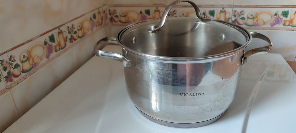 Кастрюли VICALINA 2,5л по 4500тг и 3,5л по 5500тг