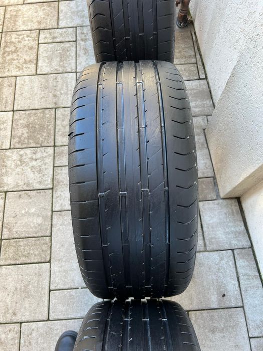 Anvelope de Vară 245 40 18