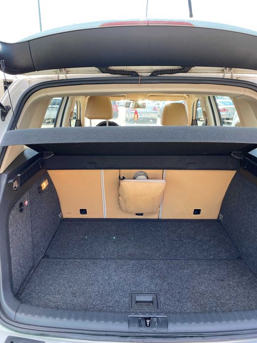 VW Tiguan 2009 – BENZINĂ – AUTOMAT – 4x4 (4 motion) trapa panoramica – 110.000 km REALI