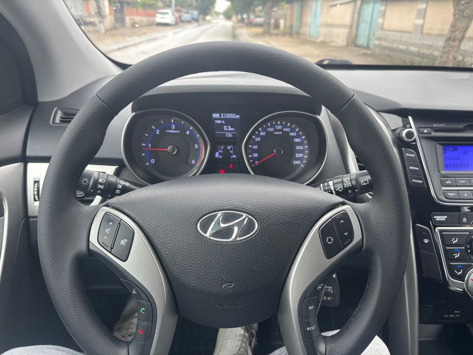Hyundai i30 1.6 crdi 110 коня