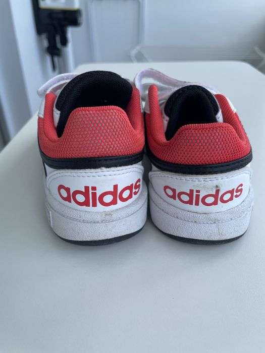 Маратонки Adidas 28 номер