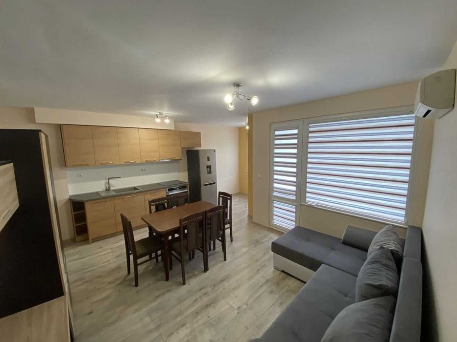 Дава се под наем Тристаен апартамент в Варна, Младост 1 - 100 кв.м за 548.25 € - Снимка #2