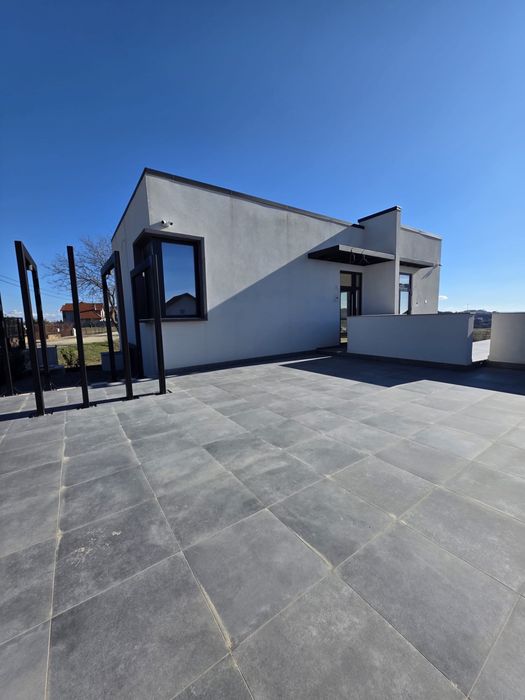 VILĂ Exclusivistă cu Panoramă de 5 STELE !!