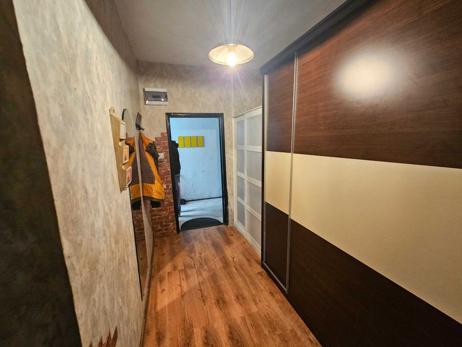 Дава се под наем Двустаен апартамент в София, Зона Б-18 - 60 кв.м за 450 € - Снимка #2