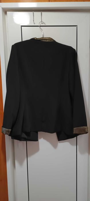 Официално черно дамско сако KIABI, размер 46