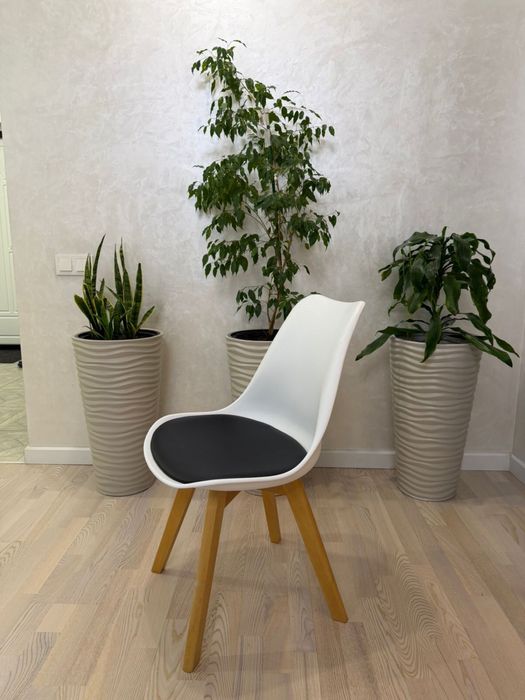 4 Стула б/у по 10000 тенге