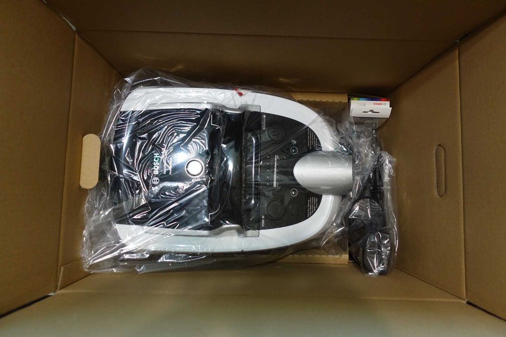 Прахосмукачка за мокро и сухо почистване Bosch BWD421PRO, 2100 W