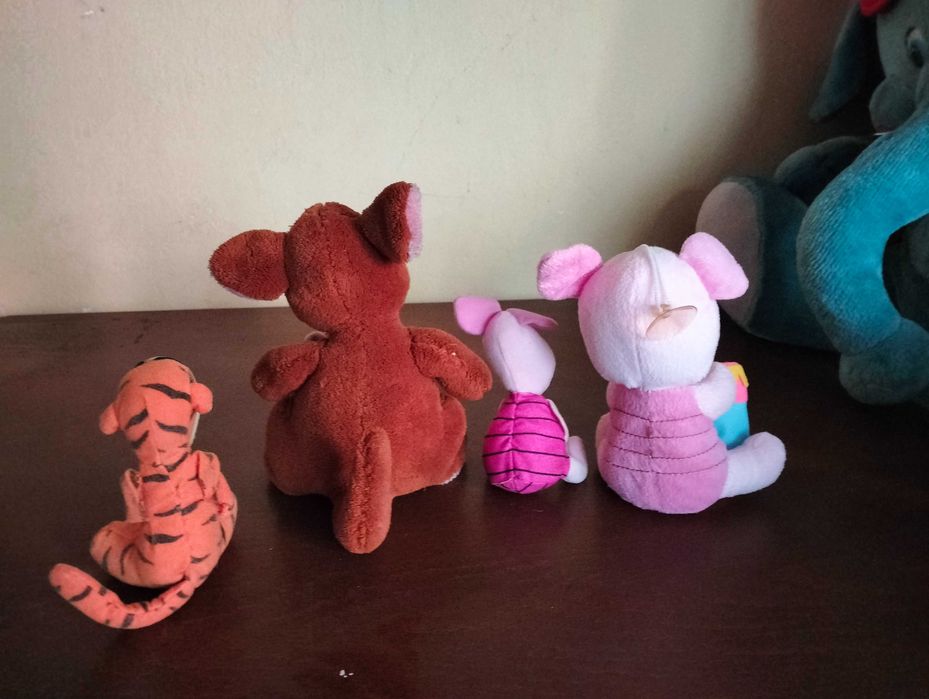 Лот от плюшени играчки МЕЧО ПУХ