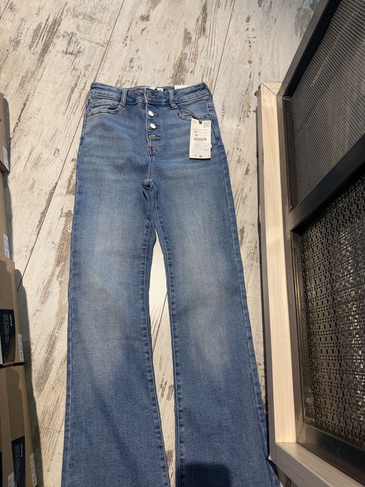 Нови дънки Zara 34 размер
