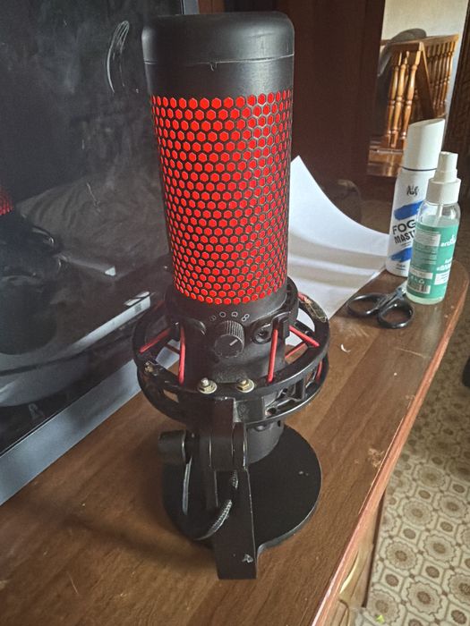 Продам HyperX quadcast : 25000 тенге