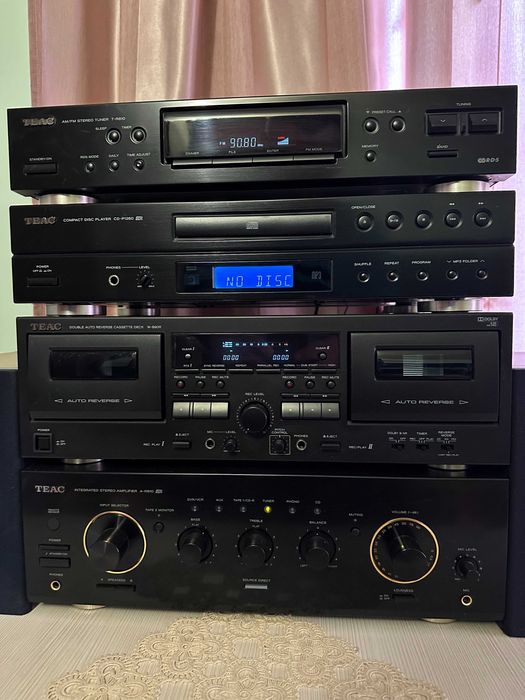 Linie audio TEAC,cu boxe si telecomanda