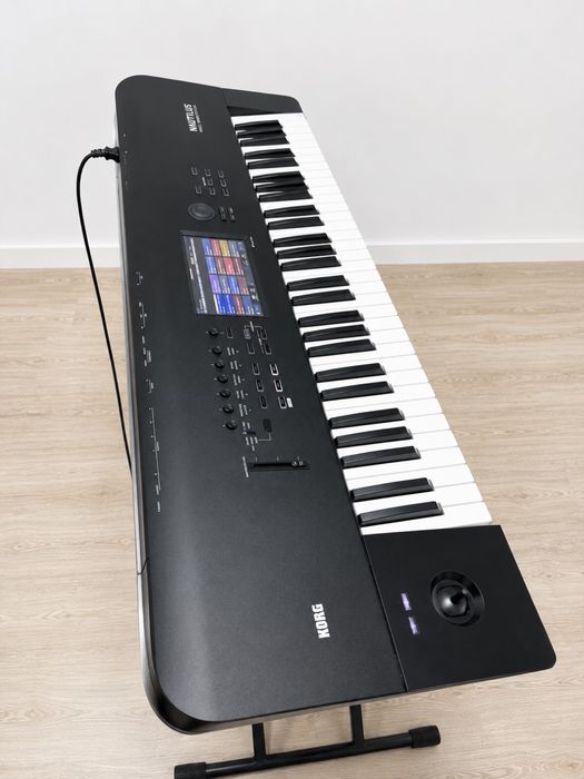 Korg Nautilus 61 keys
