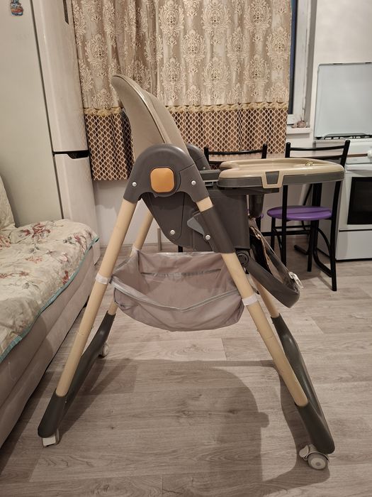 Срочно продам стульчик для кормление