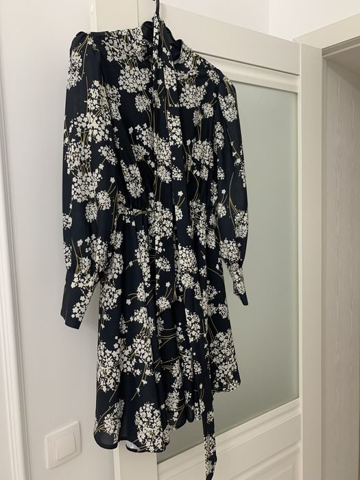 Платья вечерние . 48-50 размеров