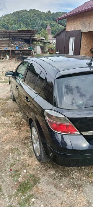 Vînd Opel Astra h