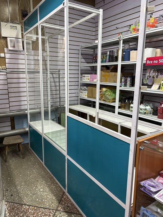 Продам витрину дешево