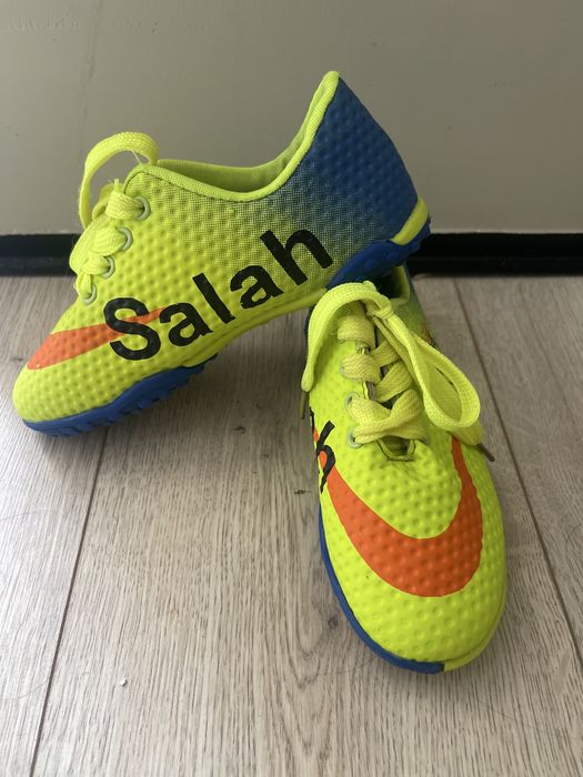 крассовки сороконожка